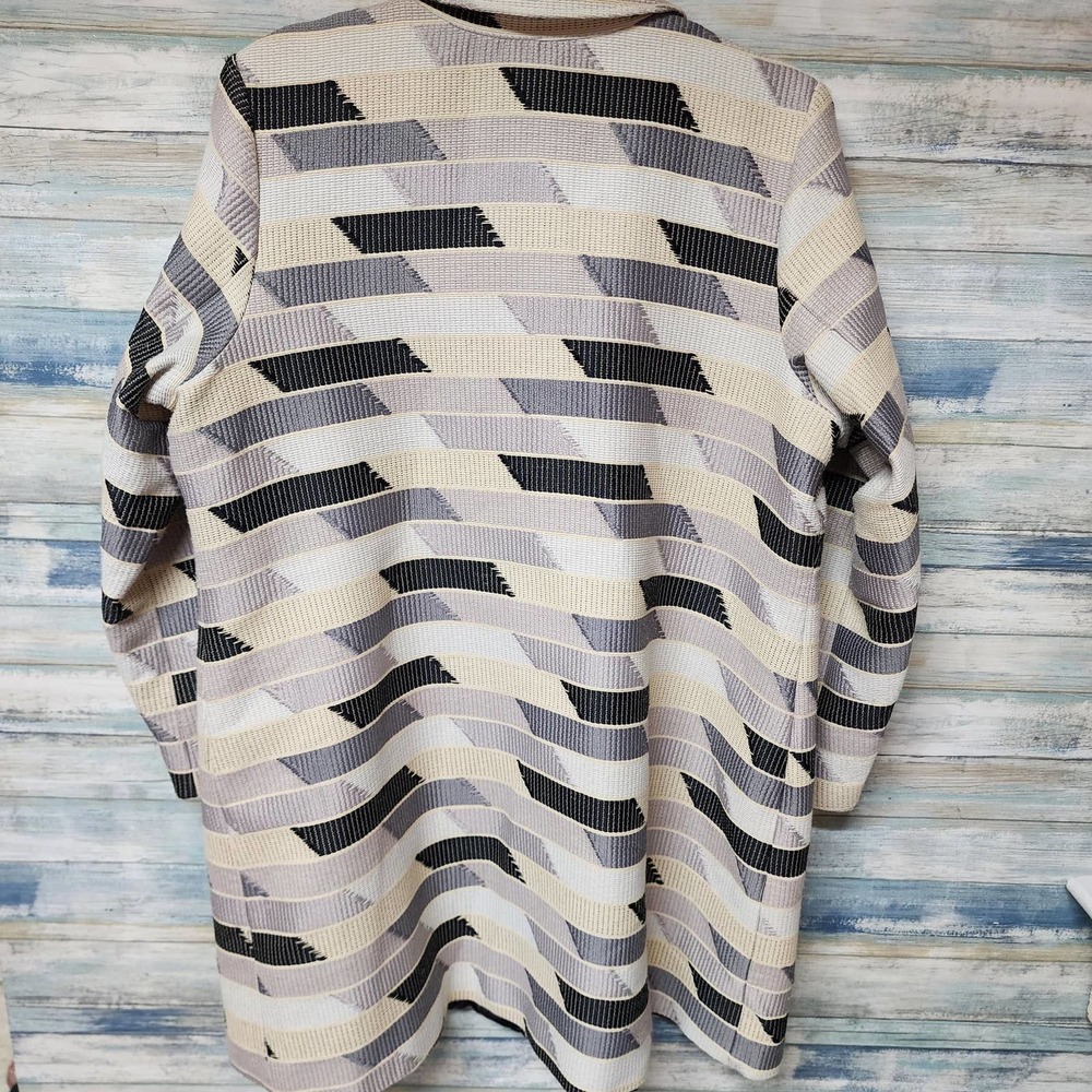 Plus Size 18W Black White Gray Jacquard Sweater Button Jacket Coat New - Picture 2 of 8